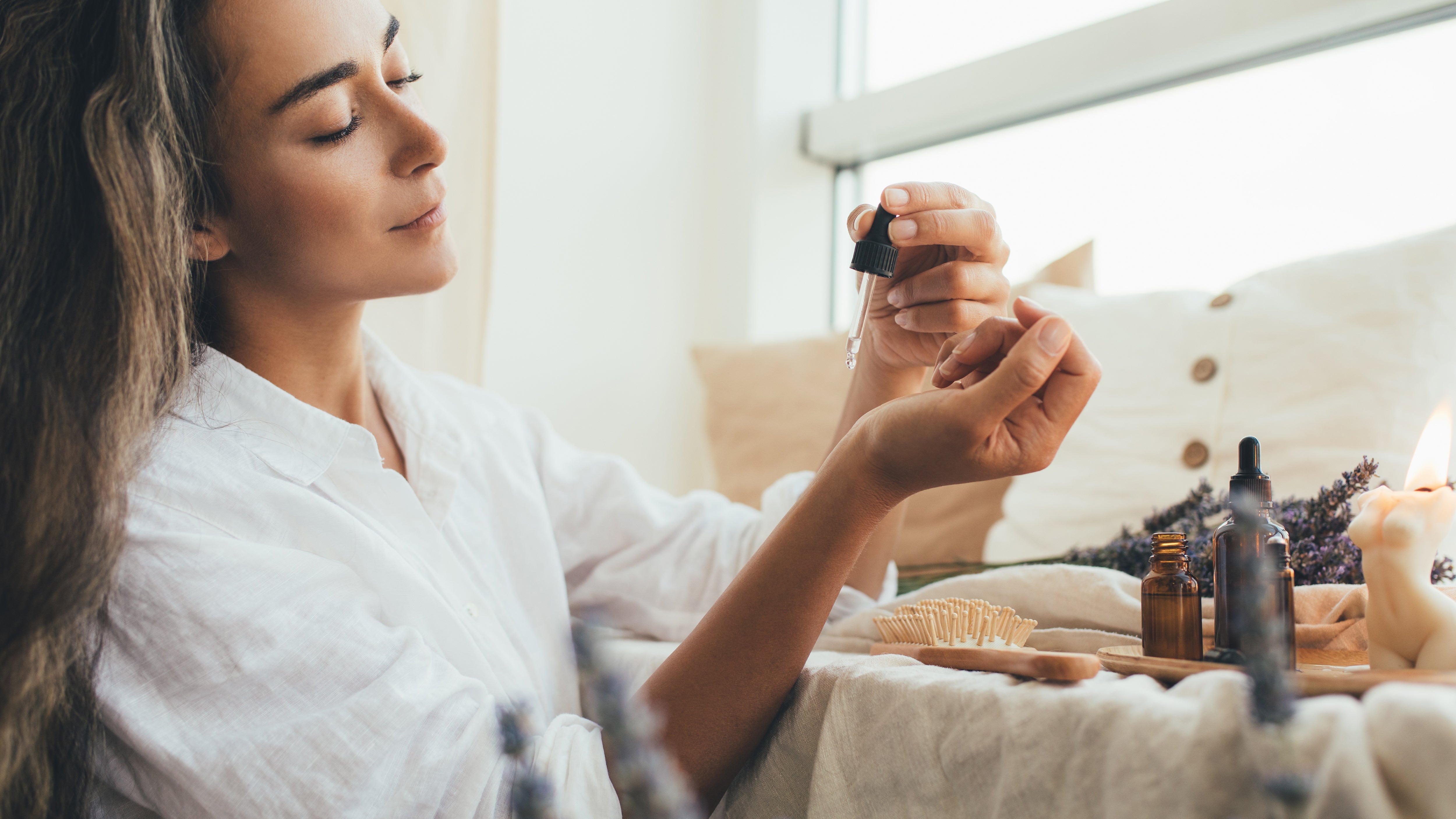 10 Uses Carrier Oils in DIY Skincare & Cosmetics